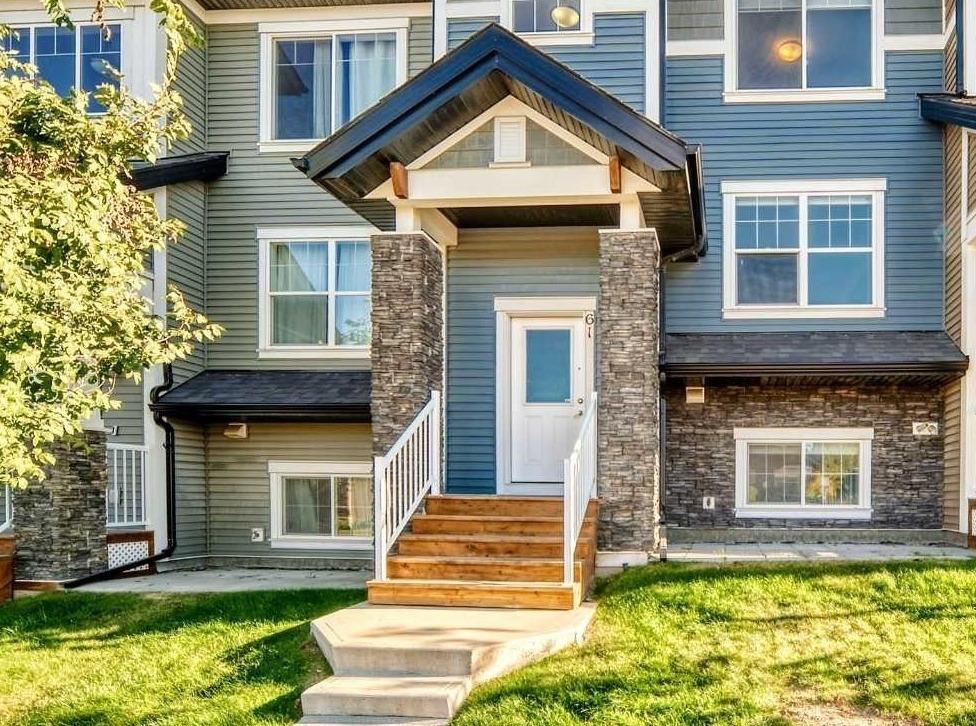 Picture of 61 Nolan Hill Boulevard NW, Calgary Real Estate Listing