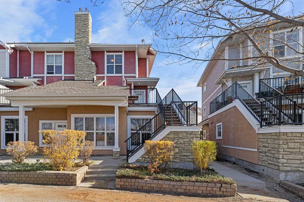 Picture of 772 73 Street SW, Calgary Real Estate Listing