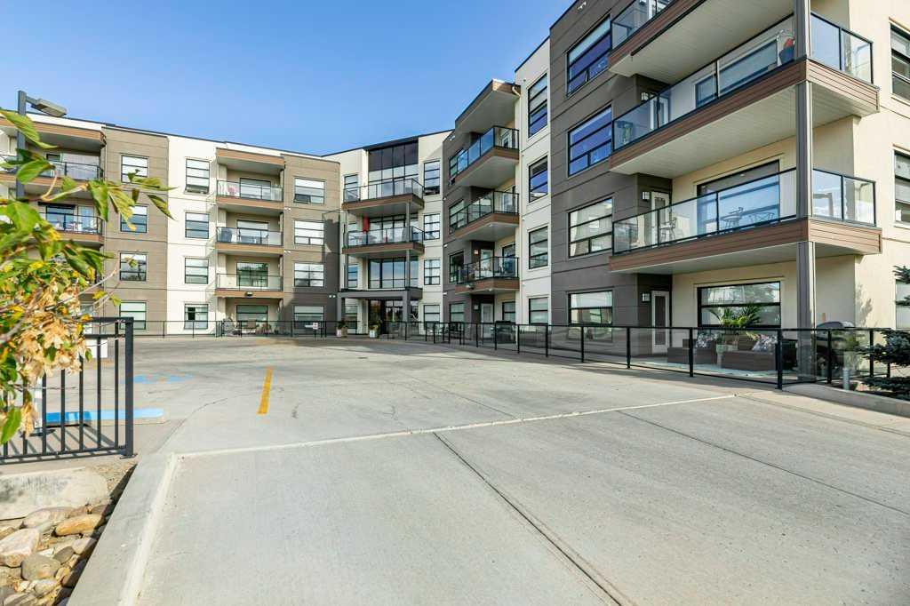 Picture of 109, 5110 36 Street , Red Deer Real Estate Listing