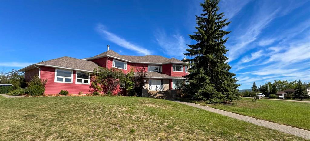 Picture of 10010 89 Street NW, Peace River Real Estate Listing