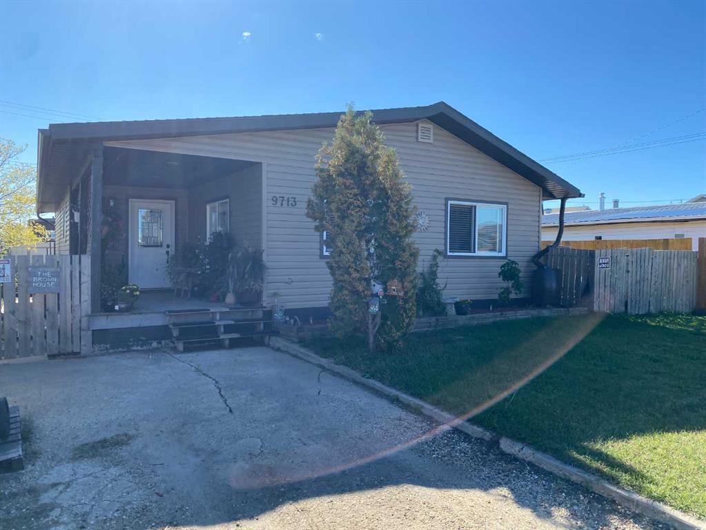 Picture of 9713 104 Avenue , Clairmont Real Estate Listing