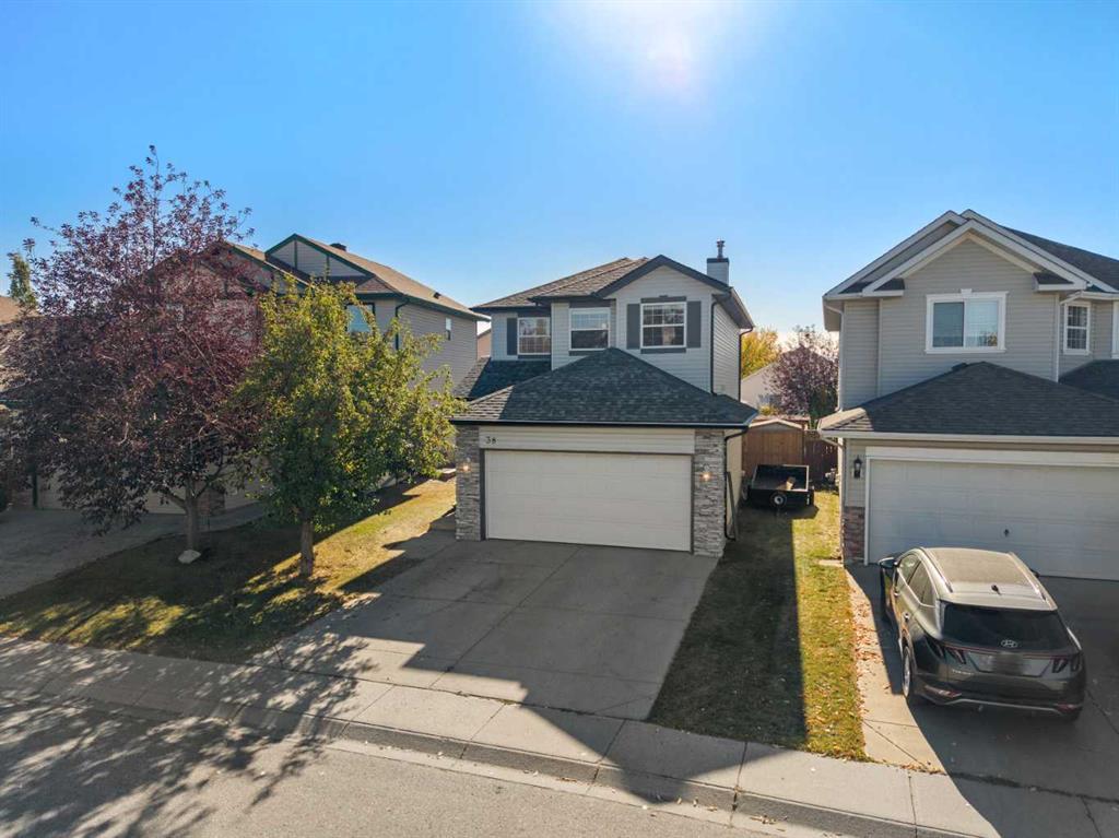 Picture of 38 Harvest Park Circle NE, Calgary Real Estate Listing