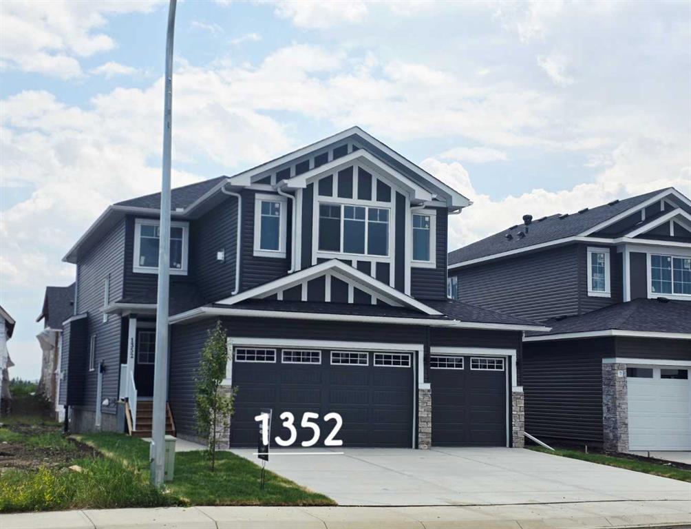 Picture of 1352 Scarlett Ranch Boulevard , Carstairs Real Estate Listing