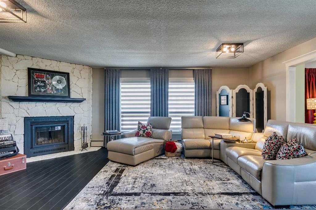 Picture of 1440, 540 14 Avenue SW, Calgary Real Estate Listing