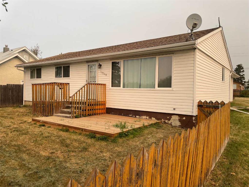 Picture of 11200 106 Ave  , Fairview Real Estate Listing