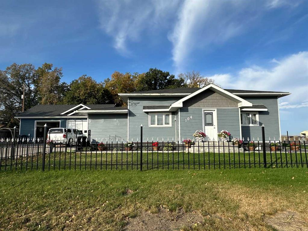 Picture of 104 Chapman Avenue , Grassy Lake Real Estate Listing