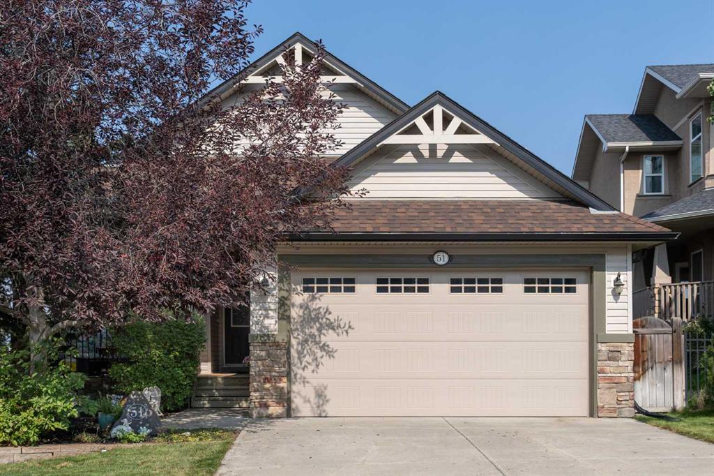 Picture of 51 Crestridge Way SW, Calgary Real Estate Listing