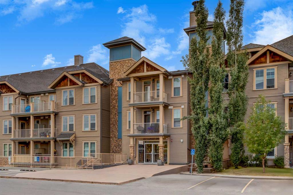 Picture of 109, 207 Sunset Drive , Cochrane Real Estate Listing