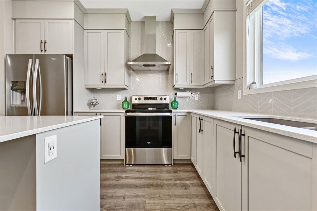 Picture of 197 Dawson Drive , Chestermere Real Estate Listing