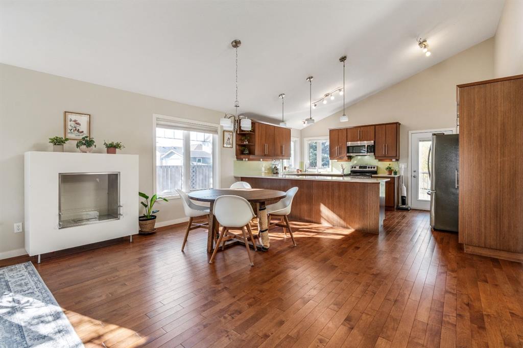Picture of 609 Sunridge Crescent W, Lethbridge Real Estate Listing