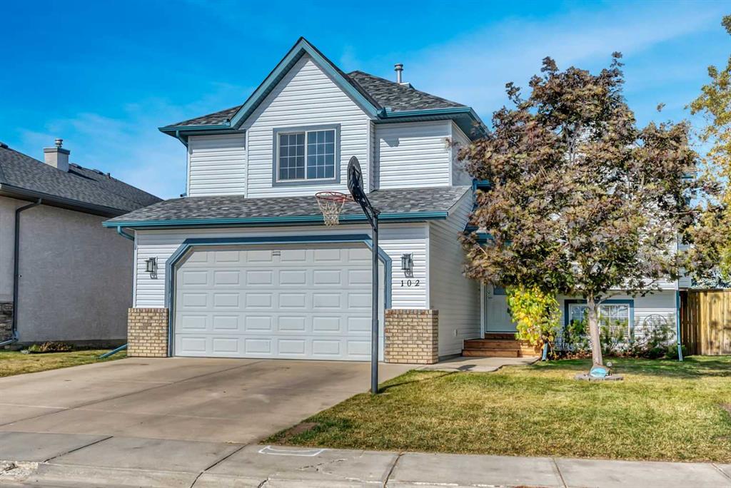 Picture of 102 Parklane Drive , Strathmore Real Estate Listing