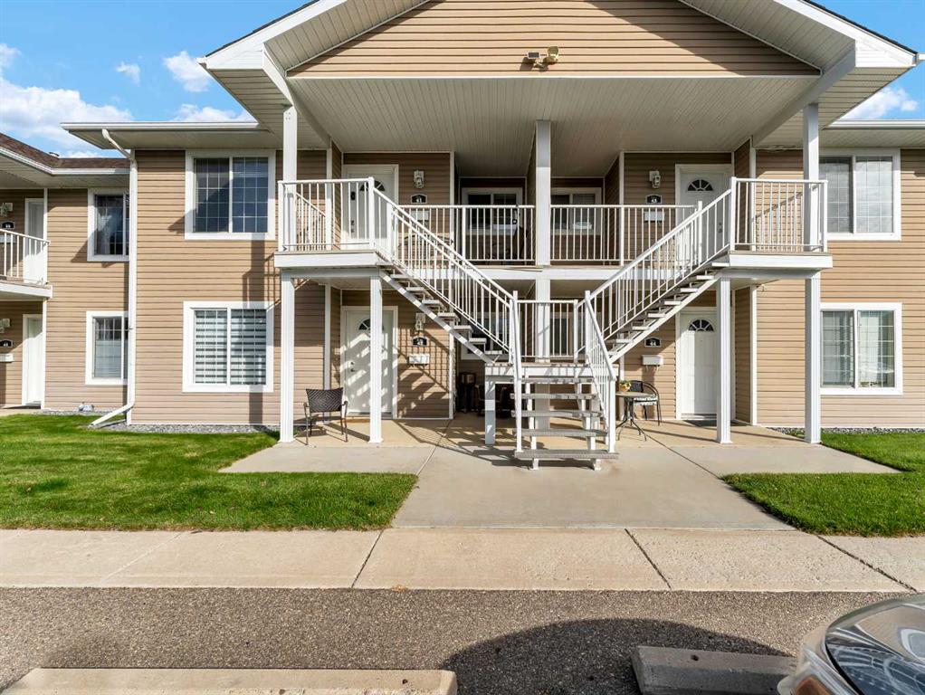 Picture of 41 Northlands Lane NE, Medicine Hat Real Estate Listing