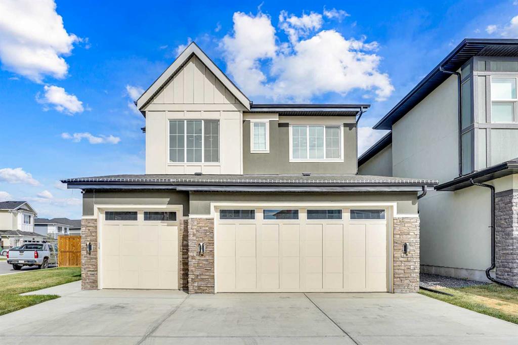 Picture of 179 Kinniburgh Loop  , Chestermere Real Estate Listing