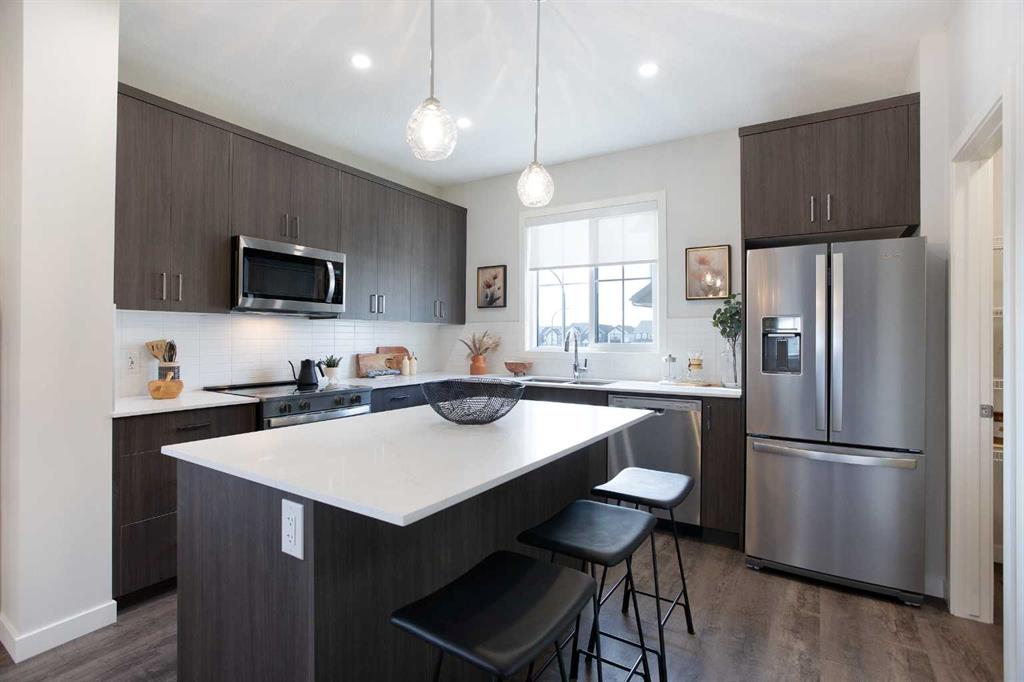 Picture of 121, 1750 Rangeview Drive SE, Calgary Real Estate Listing