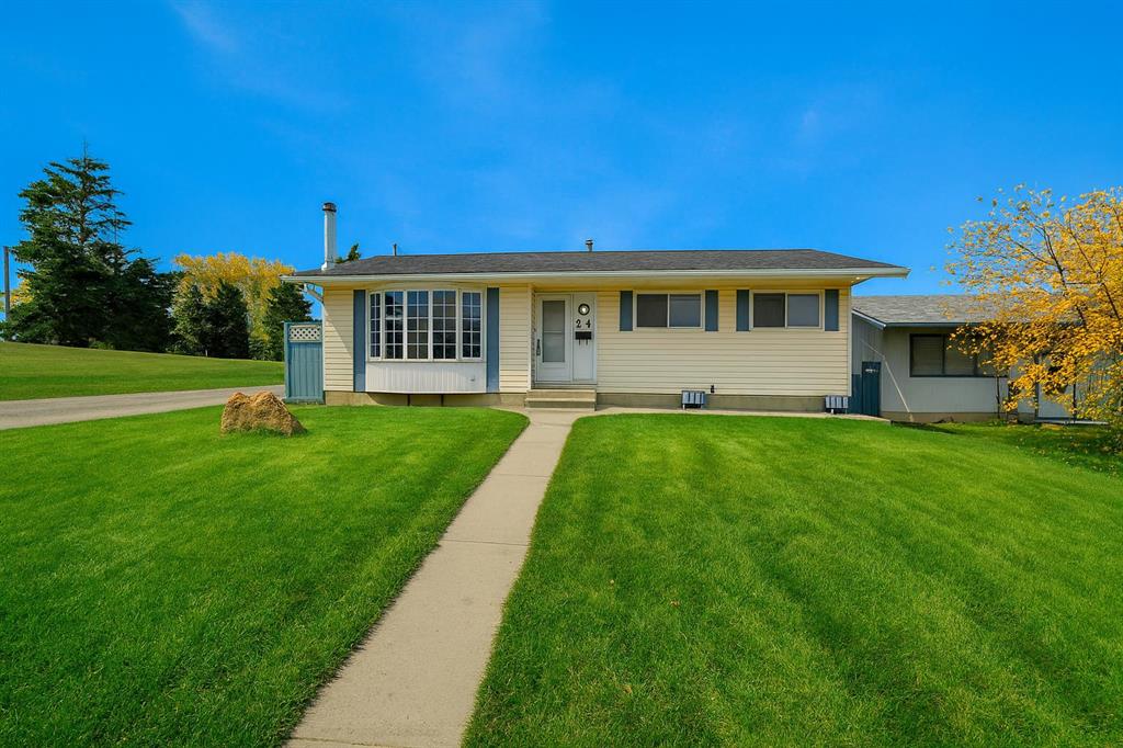 Picture of 24 Rundleson Way NE, Calgary Real Estate Listing