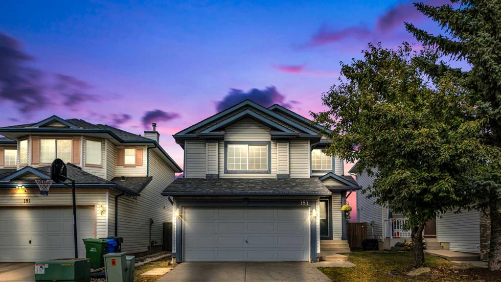 Picture of 187 Citadel Meadow Grove NW, Calgary Real Estate Listing