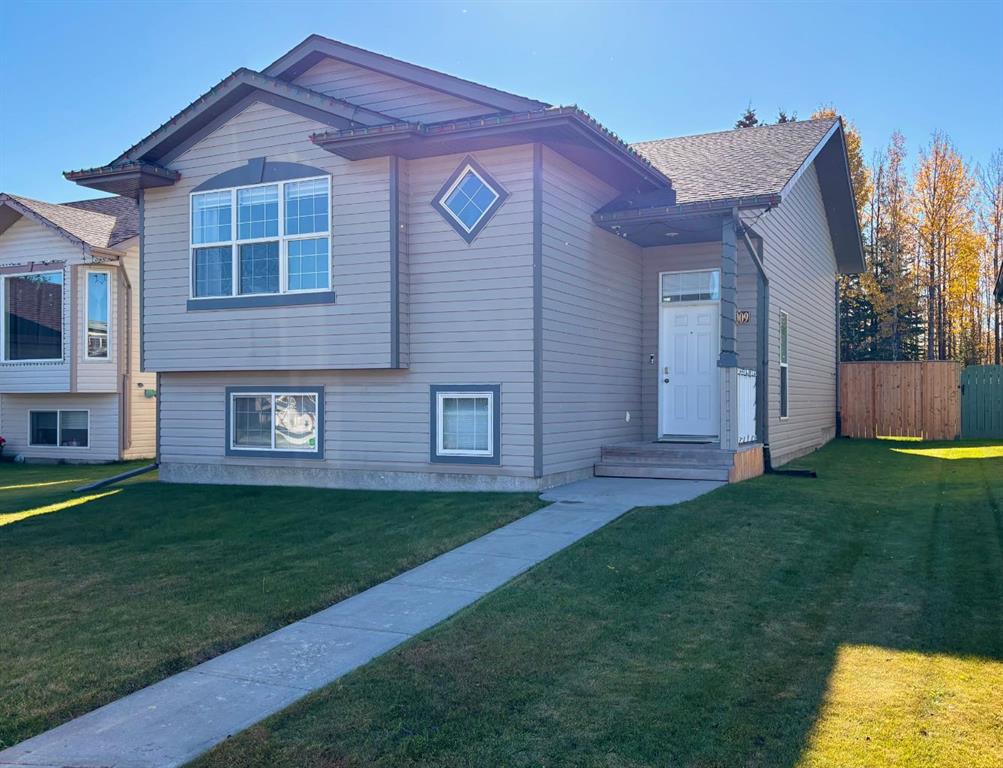 Picture of 6009 43 Avenue Close  , Rocky Mountain House Real Estate Listing