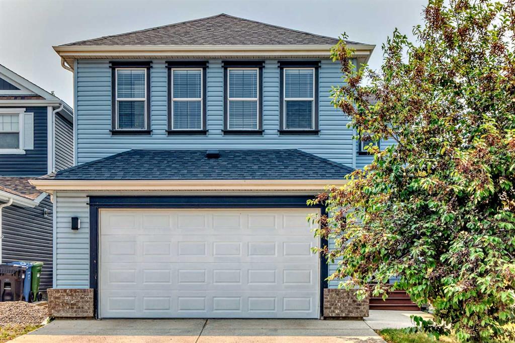 Picture of 210 Copperleaf Bay SE, Calgary Real Estate Listing