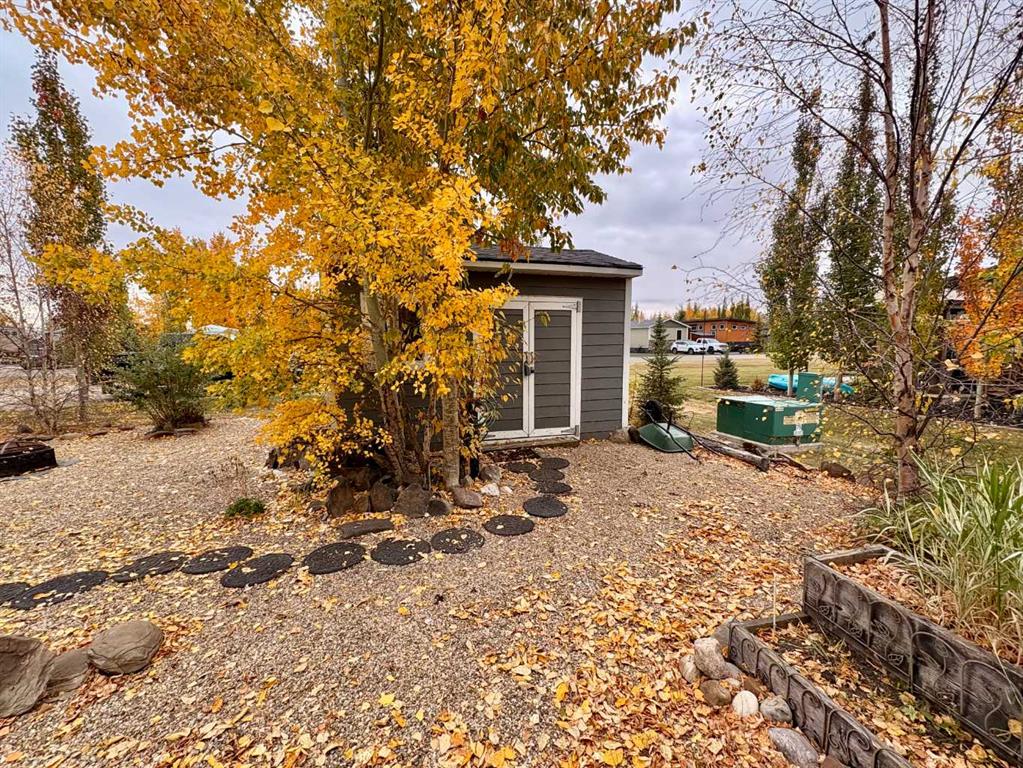 Picture of 1, 41019 Range Road 11  , Rural Lacombe County Real Estate Listing