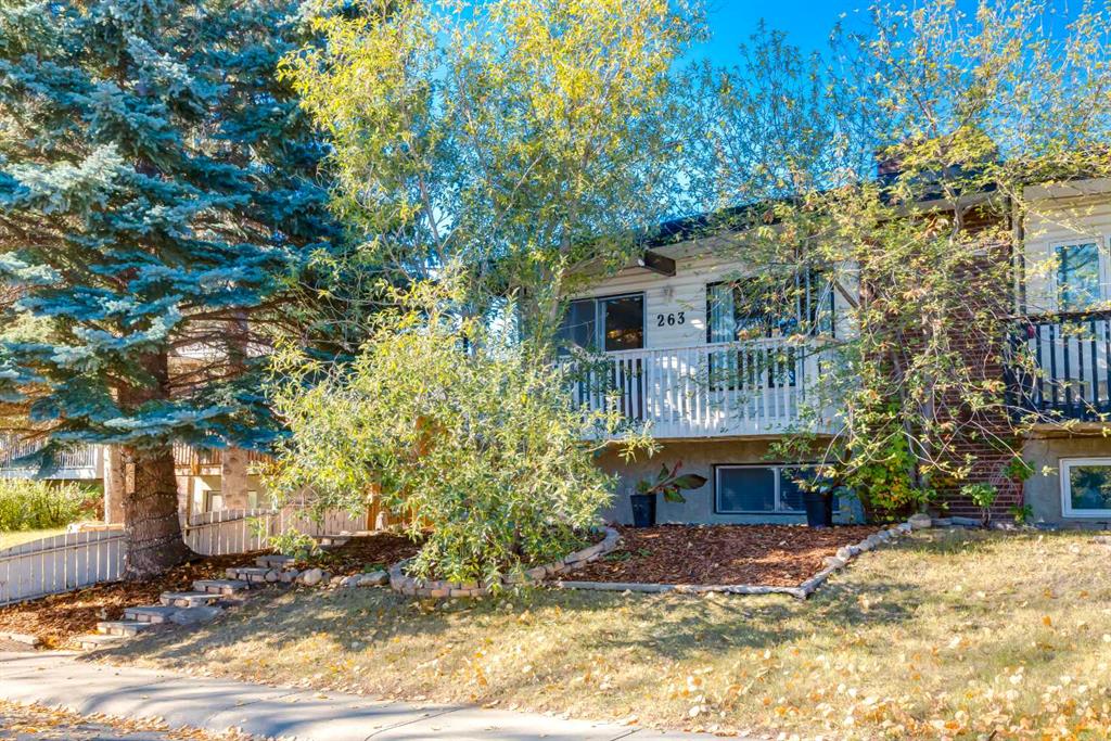 Picture of 263 Silver Mead Close NW, Calgary Real Estate Listing
