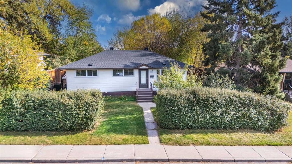 Picture of 5308 Thornbriar Road NW, Calgary Real Estate Listing