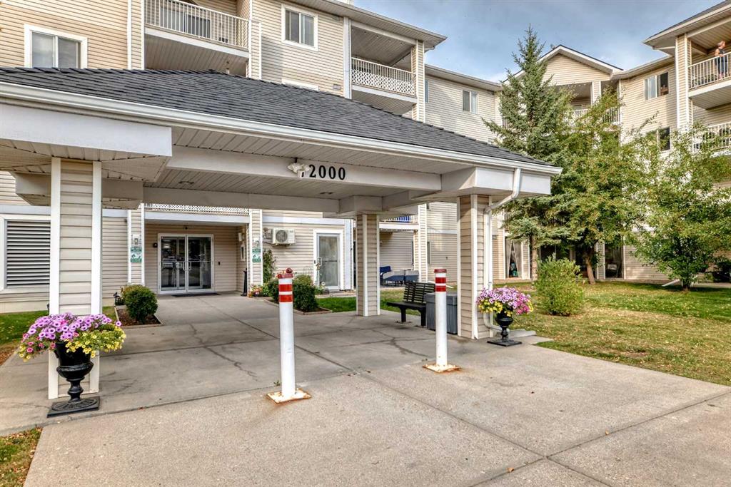 Picture of 2314, 6224 17 Avenue SE, Calgary Real Estate Listing