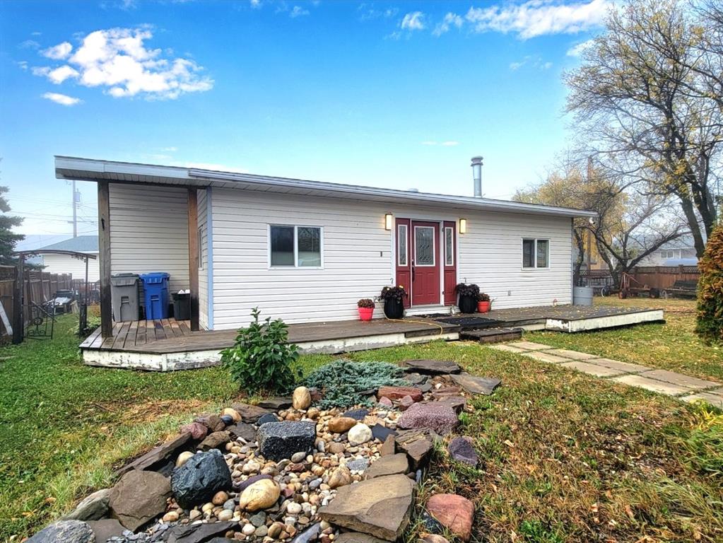 Picture of 9919 96 Avenue , Wembley Real Estate Listing
