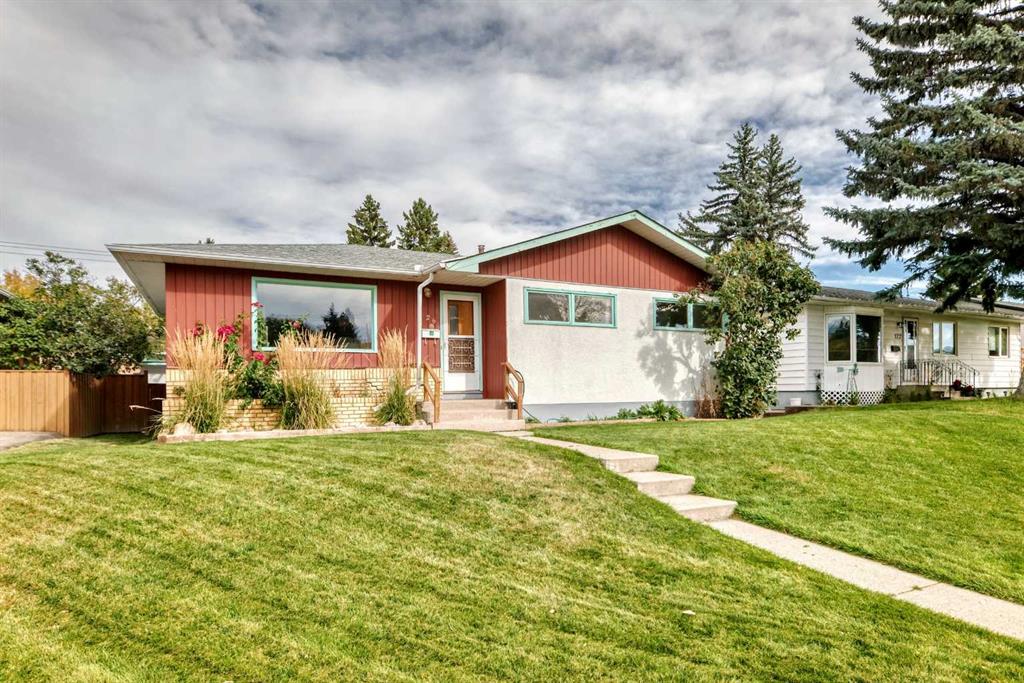 Picture of 126 Springwood Drive SW, Calgary Real Estate Listing