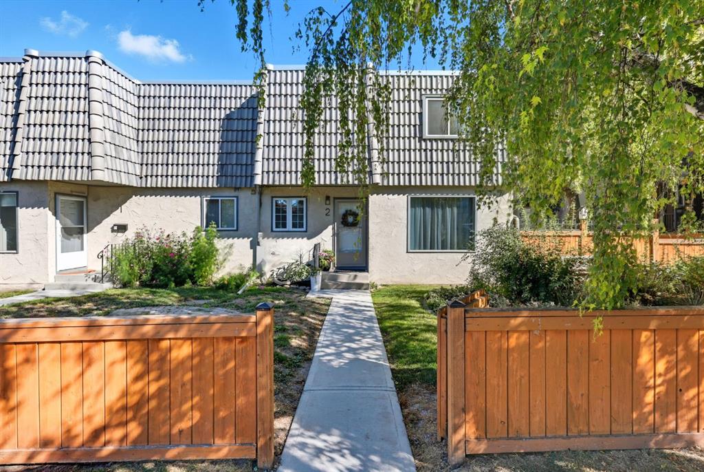Picture of 2, 2412 30 Street SW, Calgary Real Estate Listing