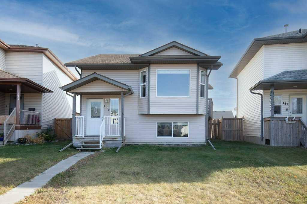 Picture of 137 Rolling Hills Ridge , Blackfalds Real Estate Listing