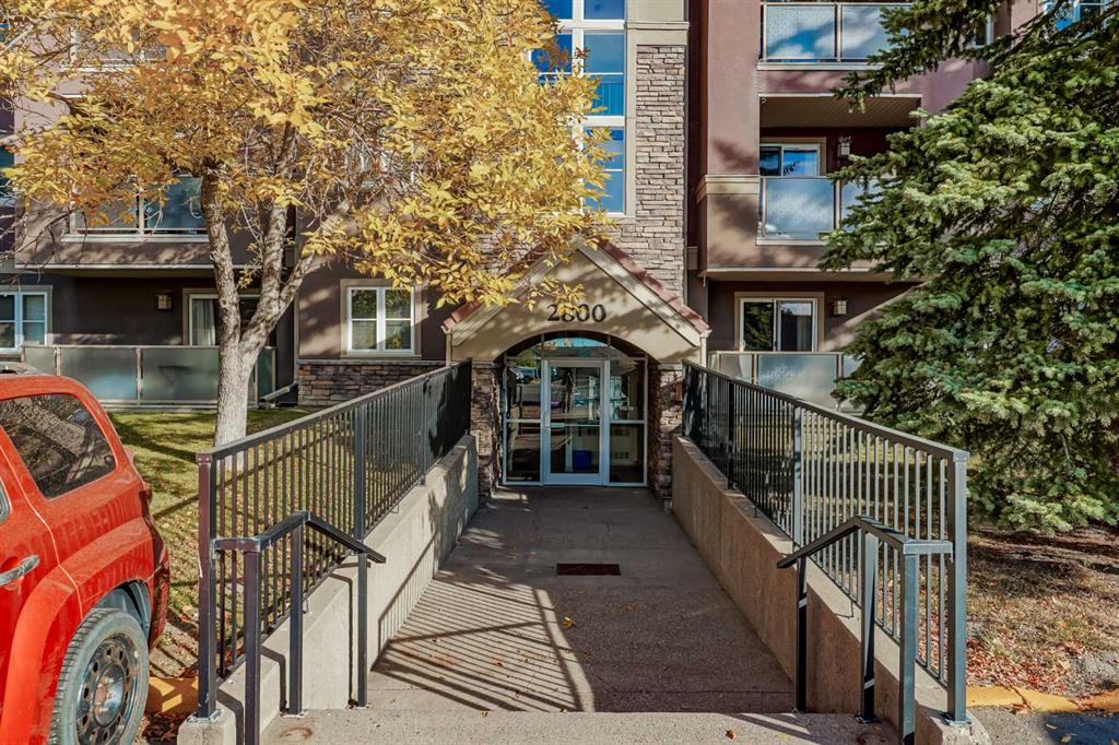 Picture of 34, 2834 Edenwold Heights NW, Calgary Real Estate Listing
