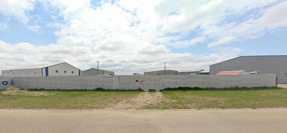 Picture of 201 Saskatchewan Drive NE, Redcliff Real Estate Listing
