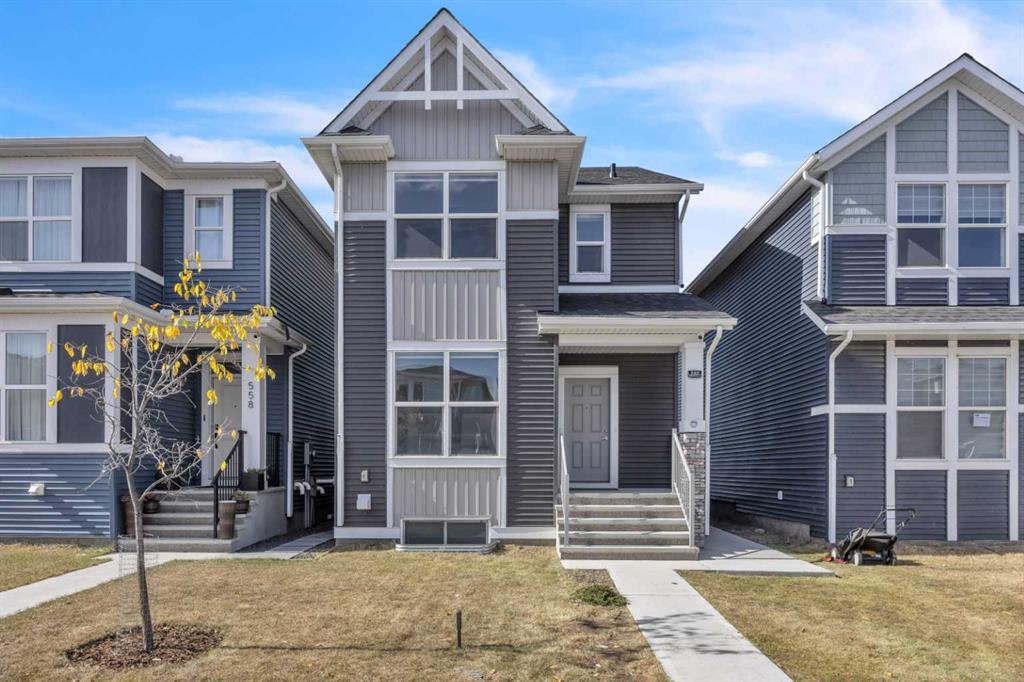 Picture of 562 Corner Meadows Way NE, Calgary Real Estate Listing