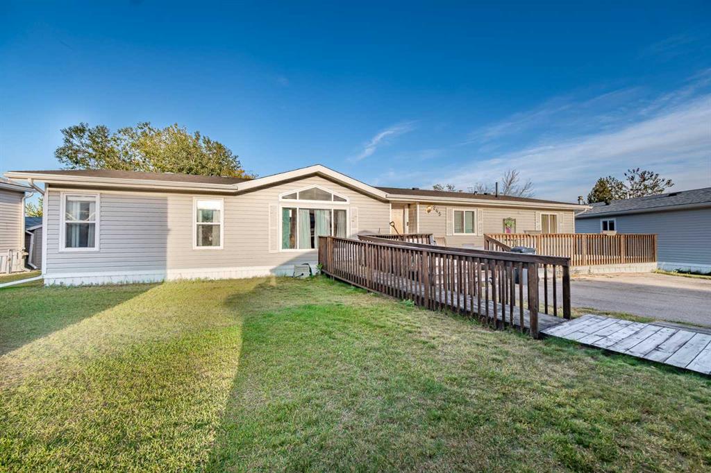 Picture of 245 Ranchwood Lane , Strathmore Real Estate Listing