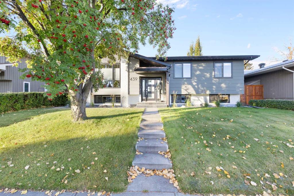 Picture of 439 Parkridge Crescent SE, Calgary Real Estate Listing