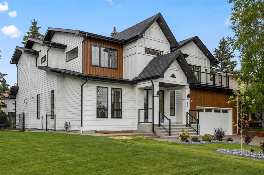 Picture of 12 Vardana Place NW, Calgary Real Estate Listing