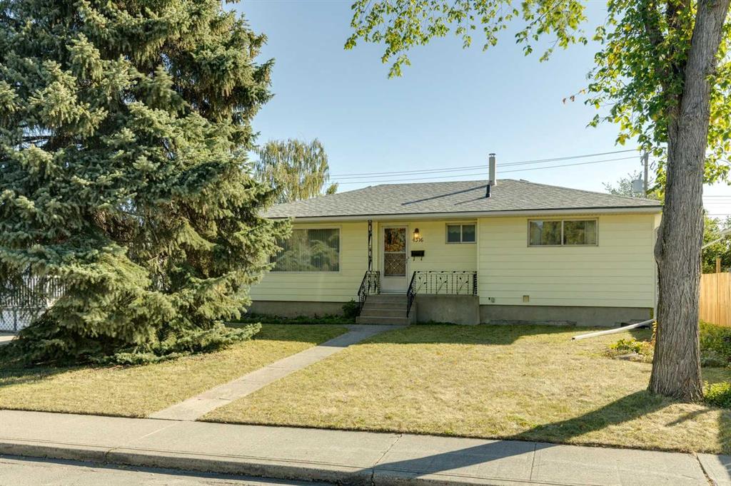 Picture of 4316 45 Street SW, Calgary Real Estate Listing