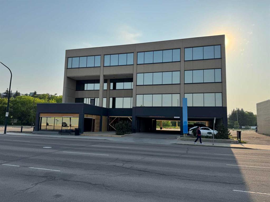 Picture of 4406 50 Avenue , Red Deer Real Estate Listing