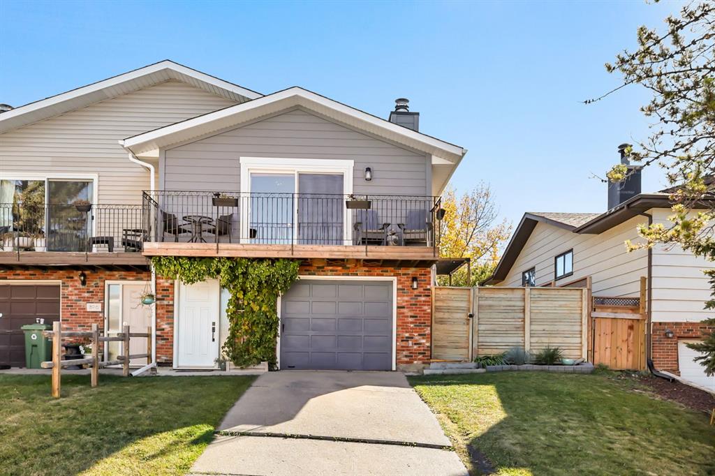 Picture of 8 Cascade Place , Cochrane Real Estate Listing
