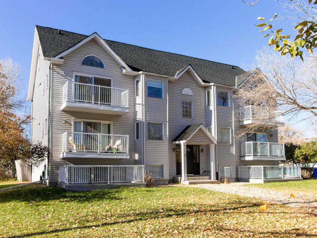 Picture of 3 Alberta Avenue , Okotoks Real Estate Listing