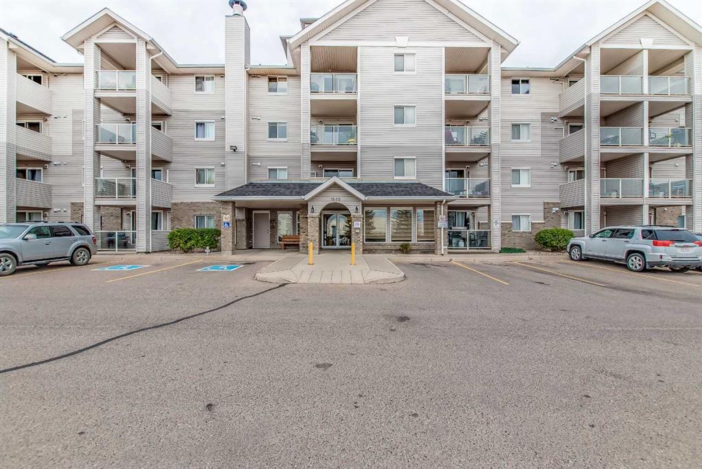 Picture of 418, 1648 Saamis Drive NW, Medicine Hat Real Estate Listing