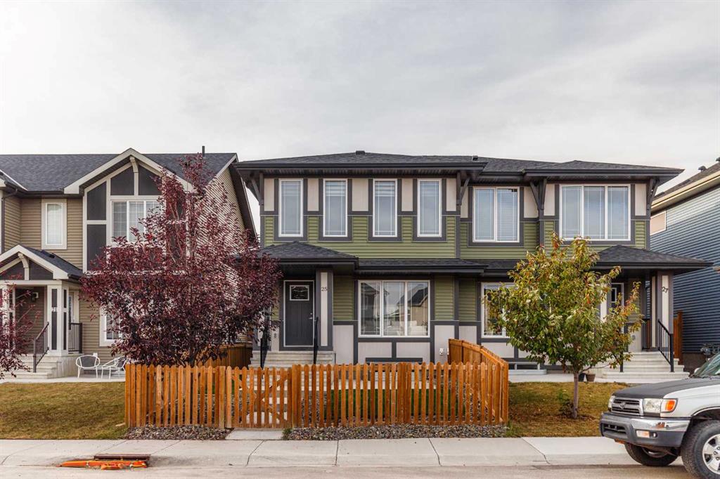 Picture of 25 Sunrise Way , Cochrane Real Estate Listing