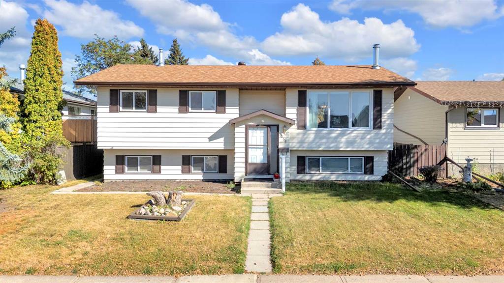 Picture of 5336 37A Street , Innisfail Real Estate Listing
