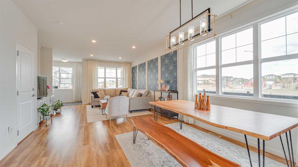 Picture of 484 Redstone Boulevard NE, Calgary Real Estate Listing