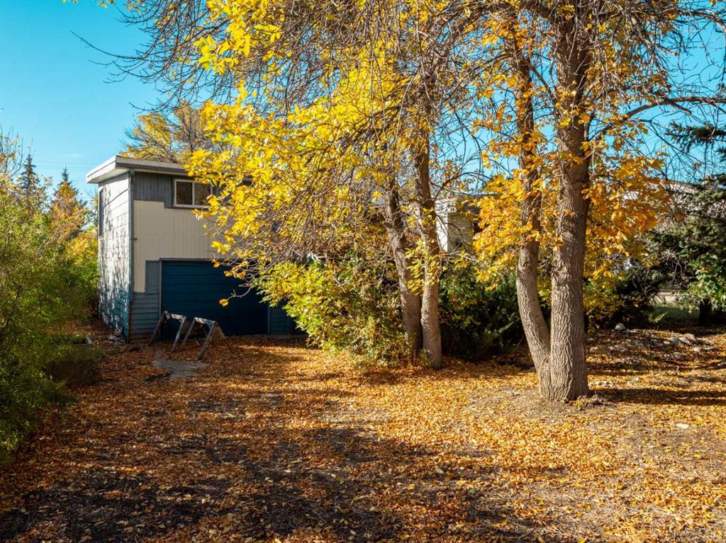 Picture of 404 5 Avenue , Warner Real Estate Listing