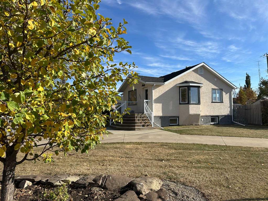 Picture of 5213 49 Avenue , Ponoka Real Estate Listing