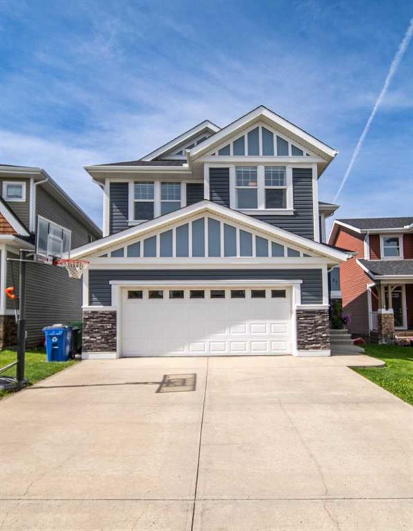 Picture of 27 Sunset Park , Cochrane Real Estate Listing