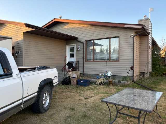 Picture of 5232 55 Avenue , Eckville Real Estate Listing