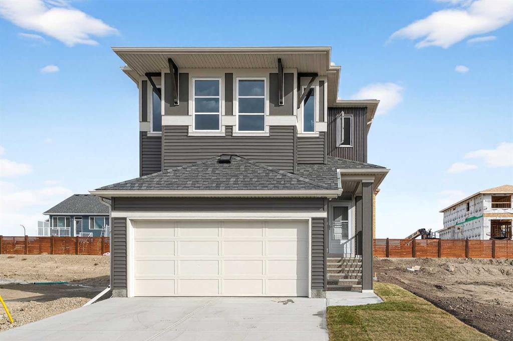Picture of 227 Lucas Gardens NW, Calgary Real Estate Listing