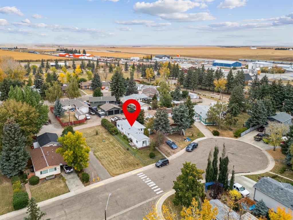 Picture of 316 3 Street N, Vulcan Real Estate Listing